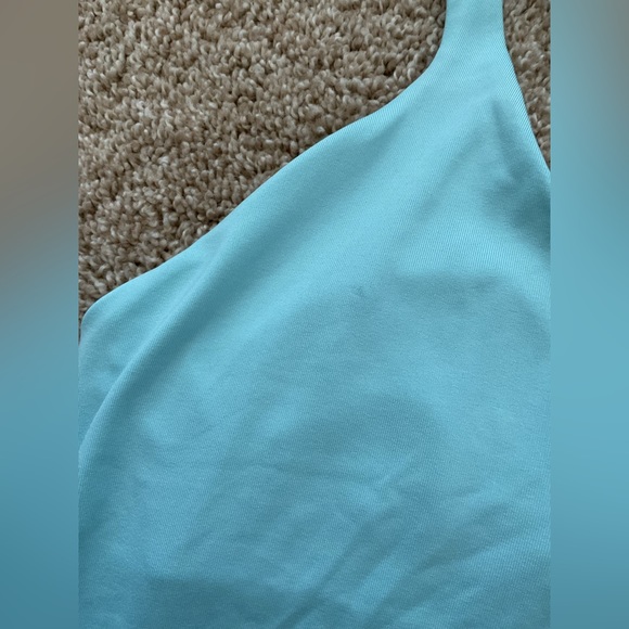 Nike Women’s Dri-Fit Blue Razorback Tank with Open Back + Built-in Bra Size M - Picture 3 of 5